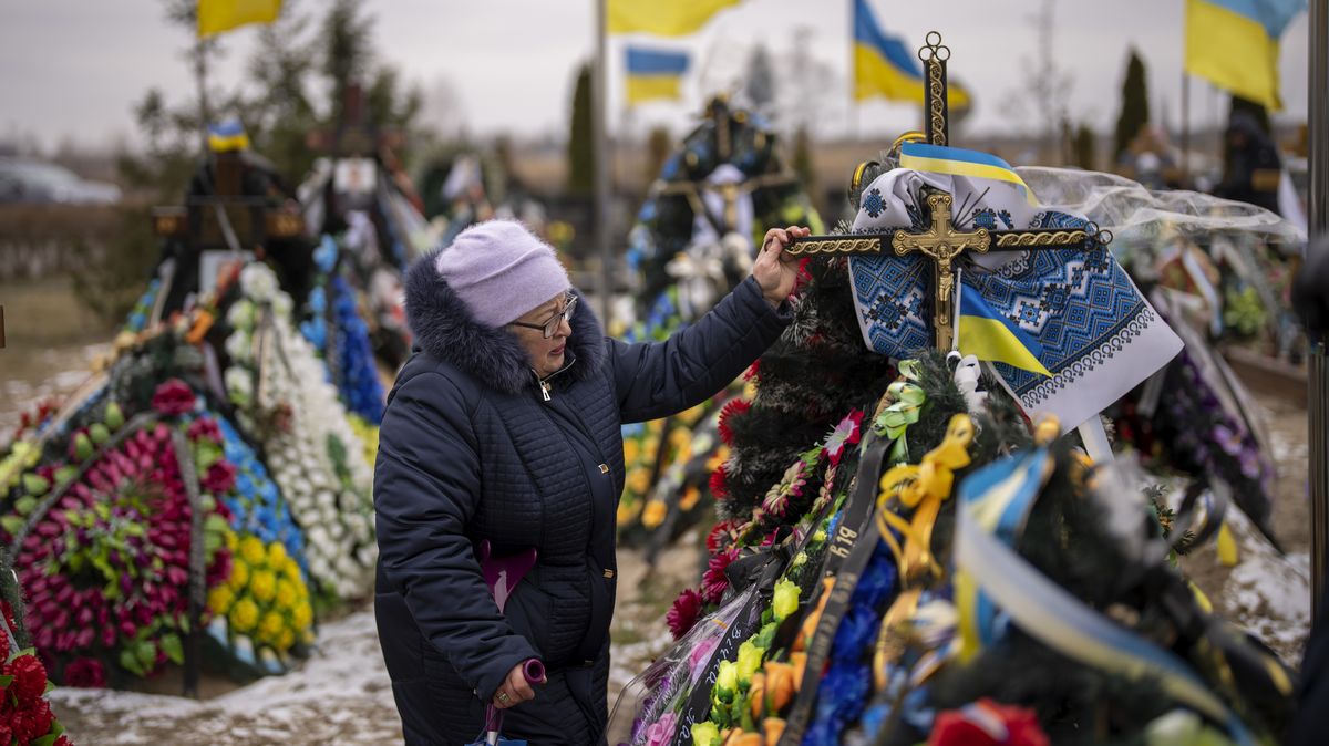 FOTO: Ukrajinci si připomněli bolestivé výročí v čele s prezidentem Zelenským
